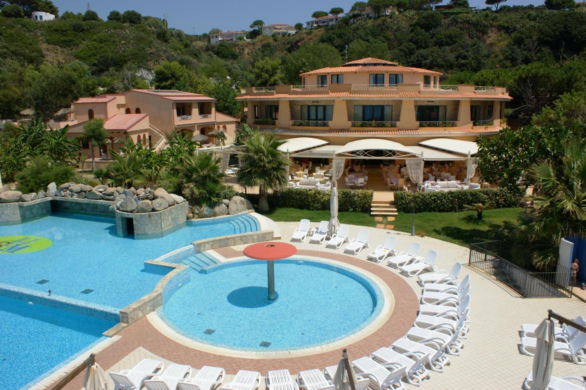 Solemare Club Village Capo Vaticano Kültér fotó