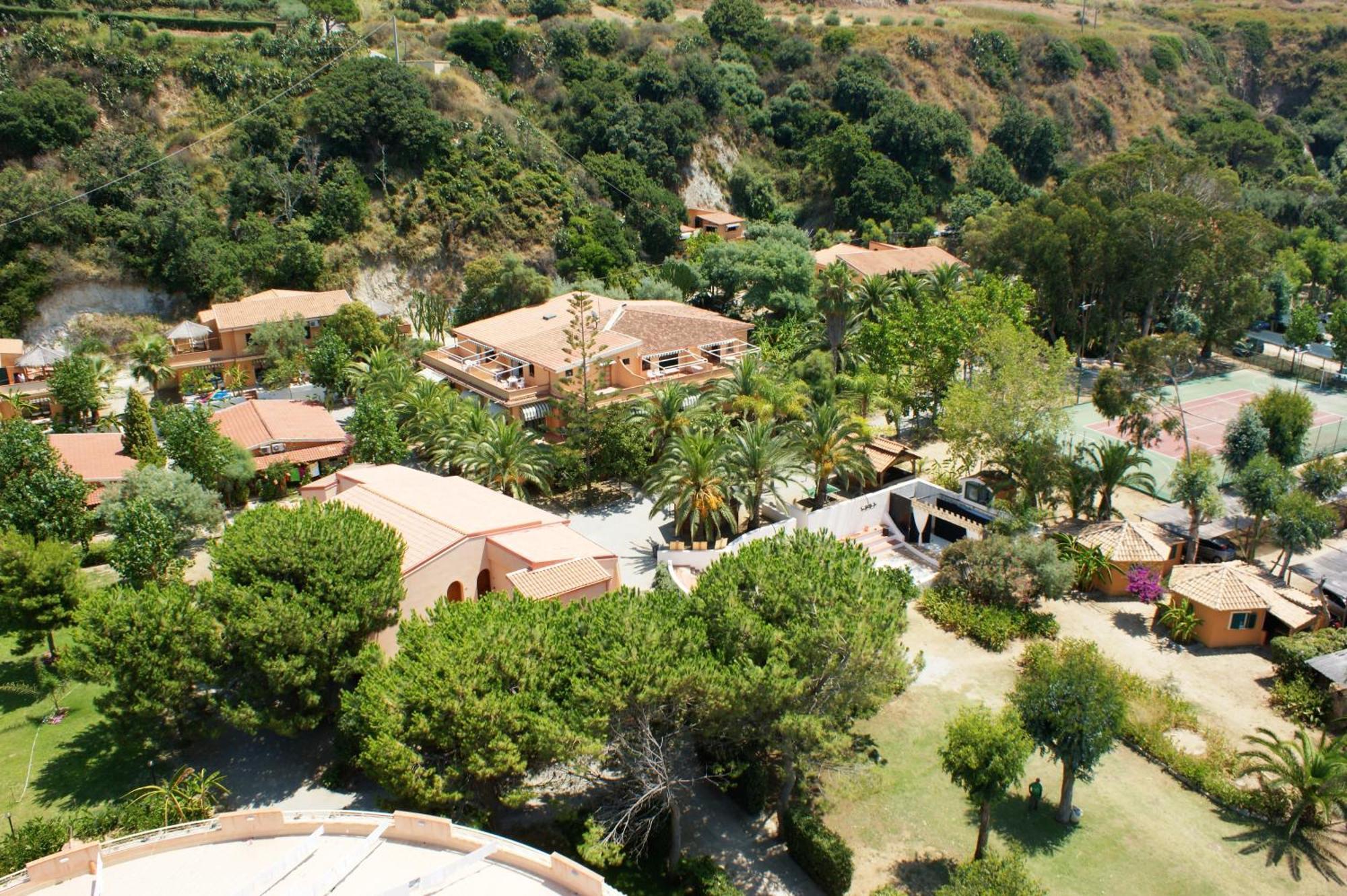 Solemare Club Village Capo Vaticano Kültér fotó