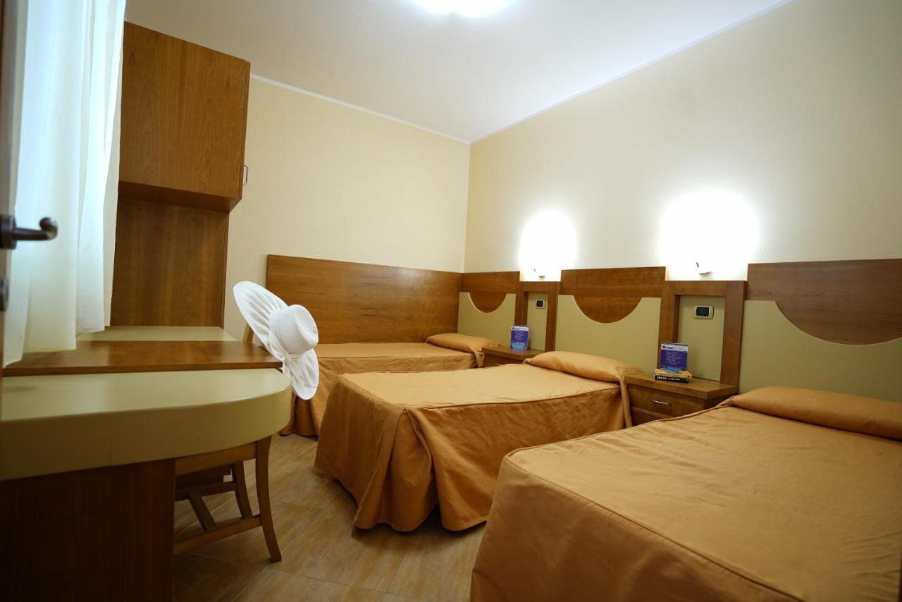 Solemare Club Village Capo Vaticano Kültér fotó